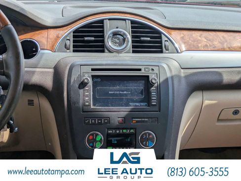 Used 2012 Buick Enclave Leather FWD image 17