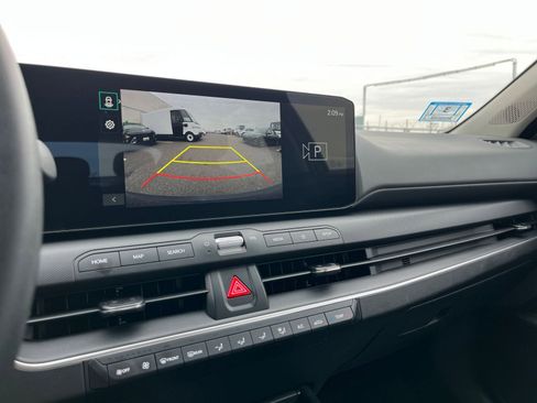 Used 2025 Kia K4 LXS image 21