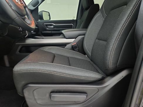 New 2026 RAM 1500 4x4 Crew Cab image 19