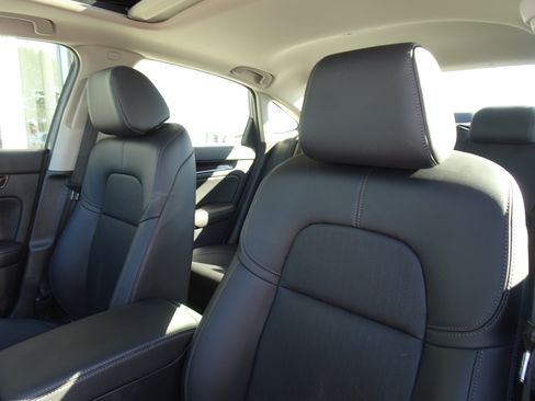 Used 2024 Honda Civic Touring image 11
