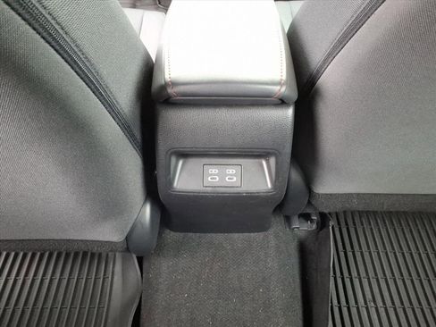 Certified 2024 Toyota Corolla SE Nightshade image 5