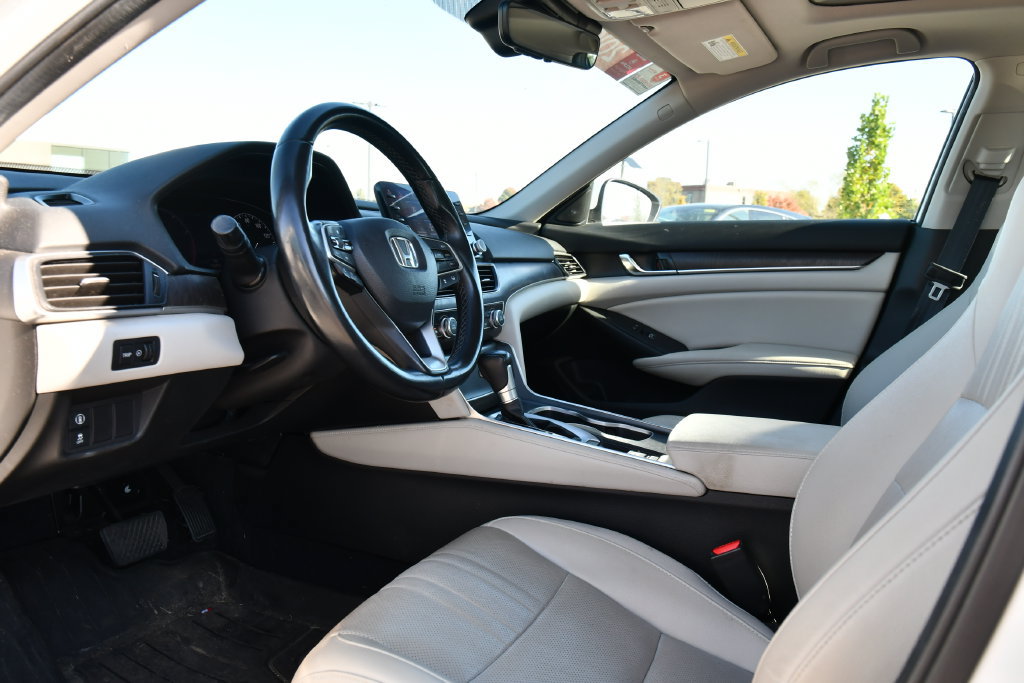 Used 2019 Honda Accord EX-L image 11