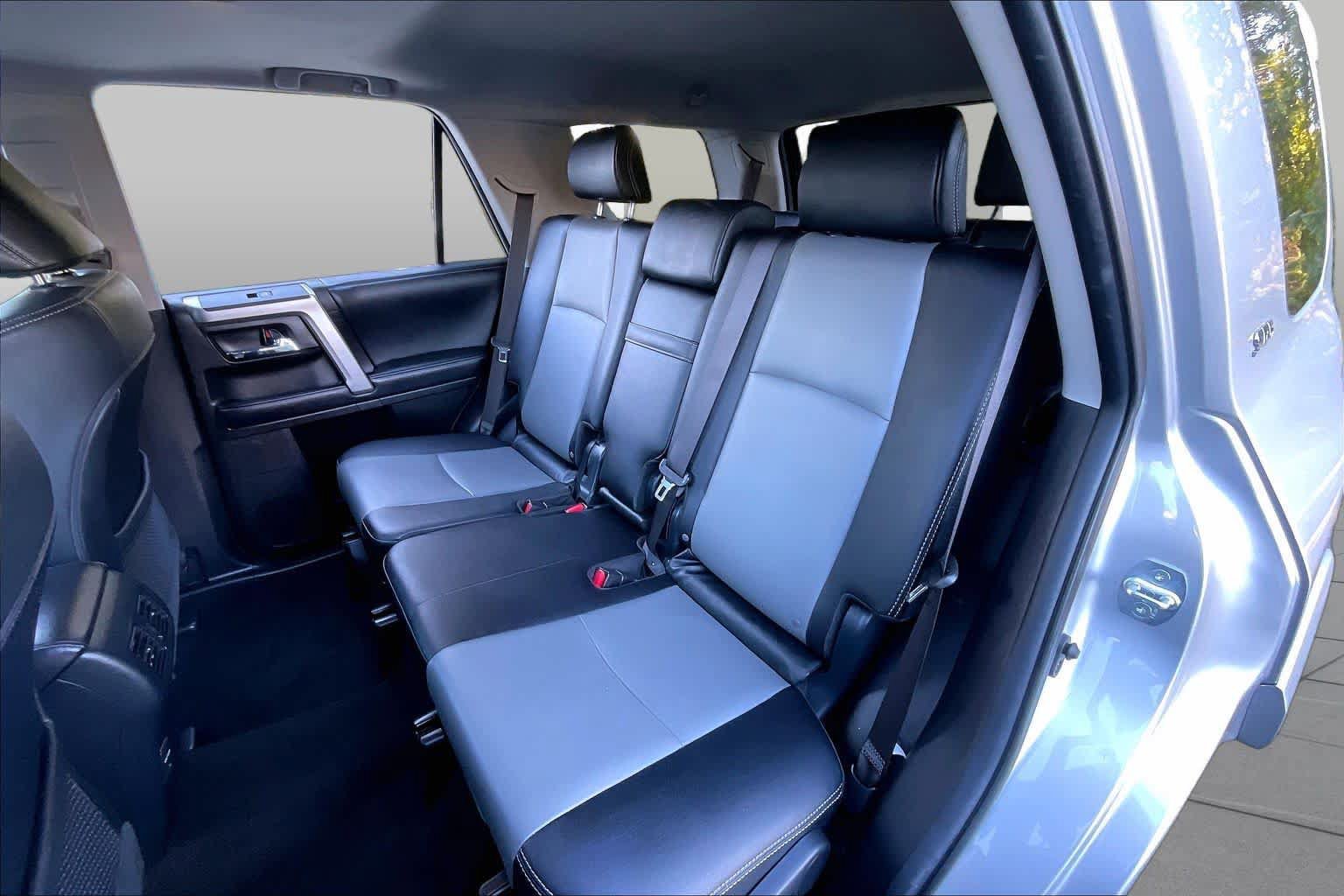 Used 2019 Toyota 4Runner SR5 Premium AWD/4WD image 19