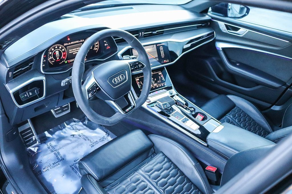 Used 2022 Audi RS 6 w/ Carbon Optic Package AWD/4WD image 23