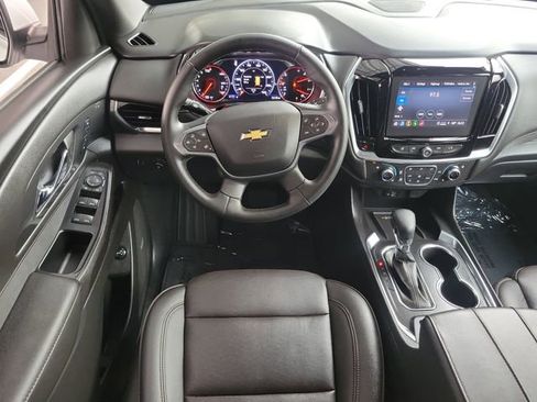 Certified 2023 Chevrolet Traverse High Country FWD image 7