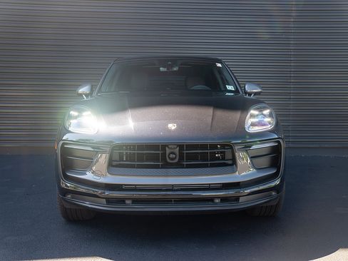 Used 2026 Porsche Macan Turbo AWD/4WD image 27