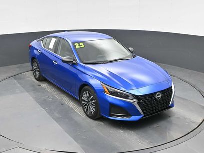 Used 2025 Nissan Altima 2.5 SV
