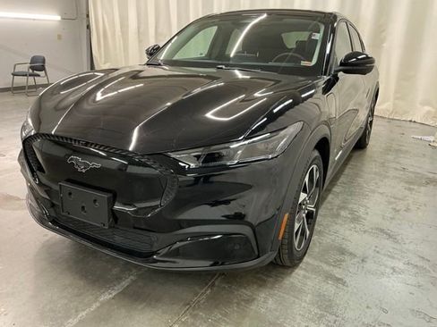 Used 2024 Ford Mustang Mach-E Select image 8