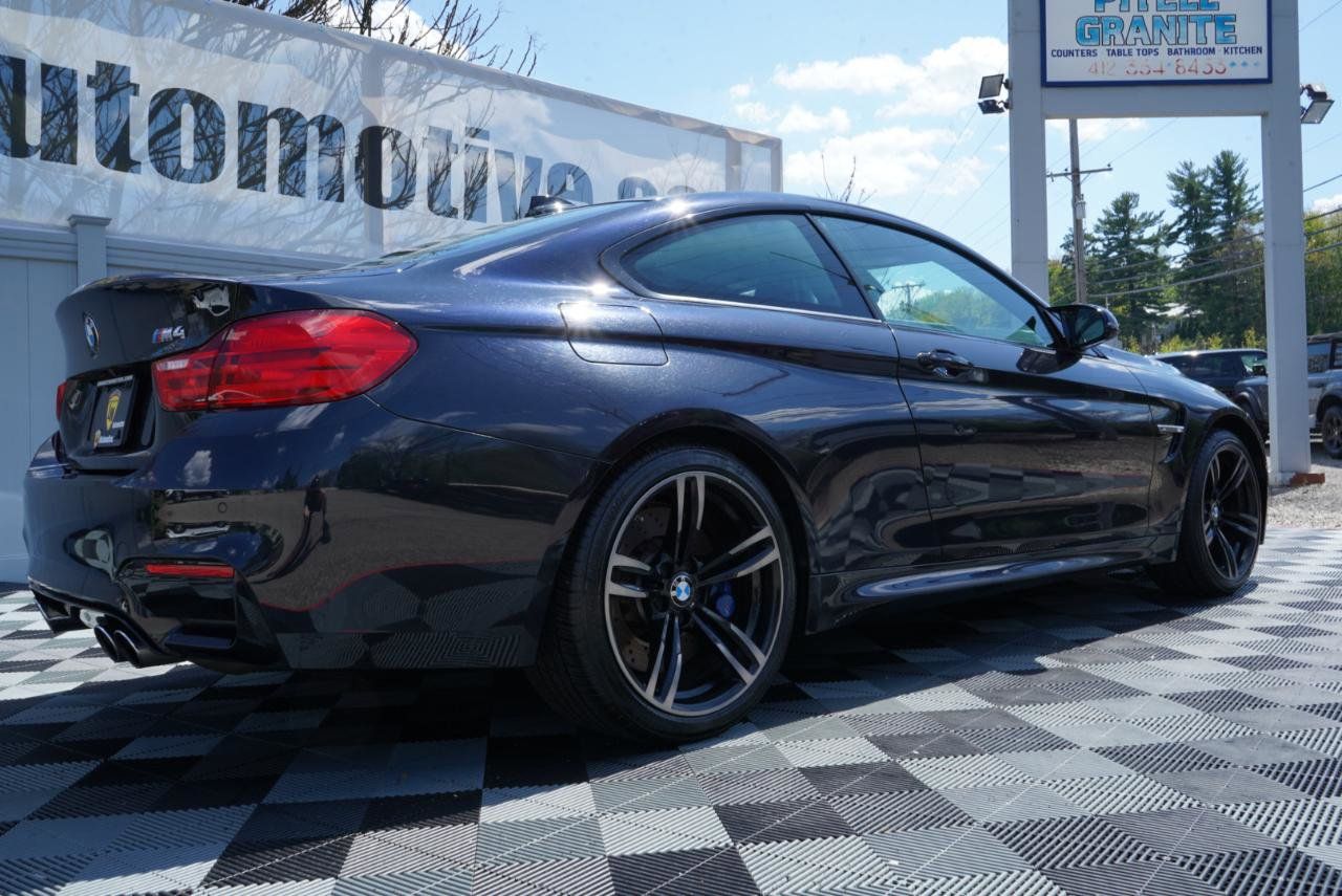 Used 2016 BMW M4 Coupe w/ Executive Package RWD image 6