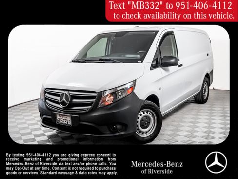 Used 2023 Mercedes-Benz Metris image 1