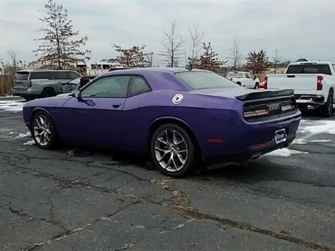 Used 2023 Dodge Challenger GT image 6