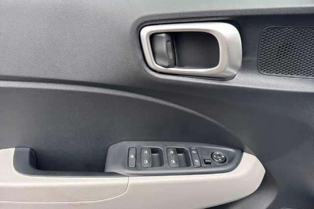 New 2026 Hyundai Venue SEL FWD image 10