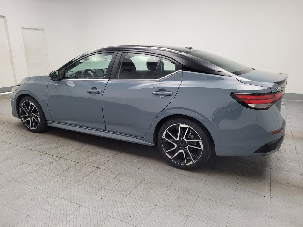 Used 2025 Nissan Sentra SR FWD image 3