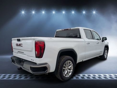 Used 2021 GMC Sierra 1500 SLT image 3