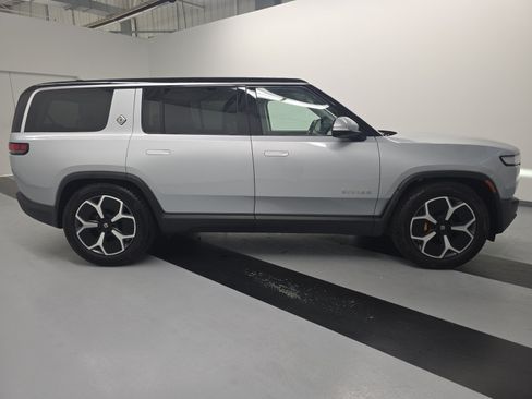 Used 2024 Rivian R1S Adventure AWD/4WD image 6