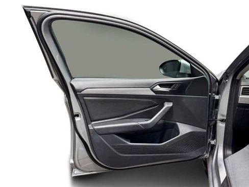 Used 2020 Volkswagen Jetta S image 10