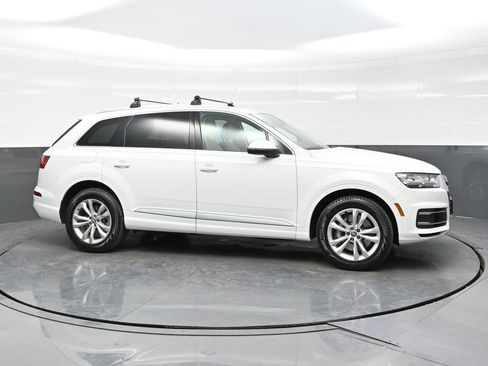 Used 2019 Audi Q7 3.0T Premium Plus w/ Premium Plus Package AWD/4WD image 8