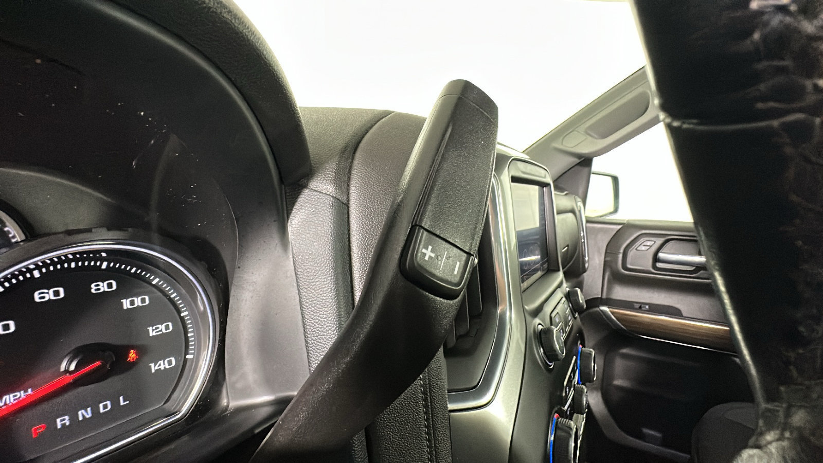 Used 2022 Chevrolet Silverado 1500 RST AWD/4WD image 24