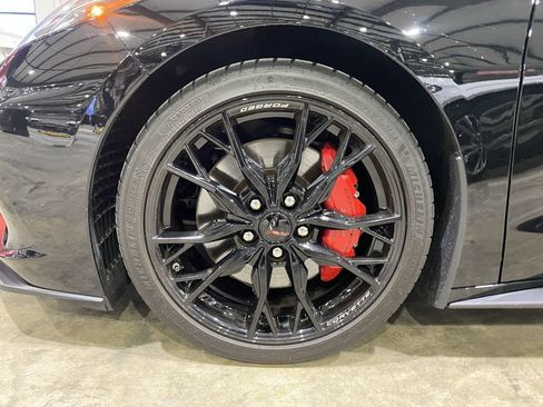 Used 2024 Chevrolet Corvette Stingray Preferred Cpe w/ Z51 Performance Package RWD image 21