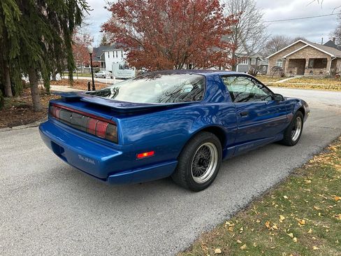 Used 1991 Pontiac Firebird Trans Am RWD image 9