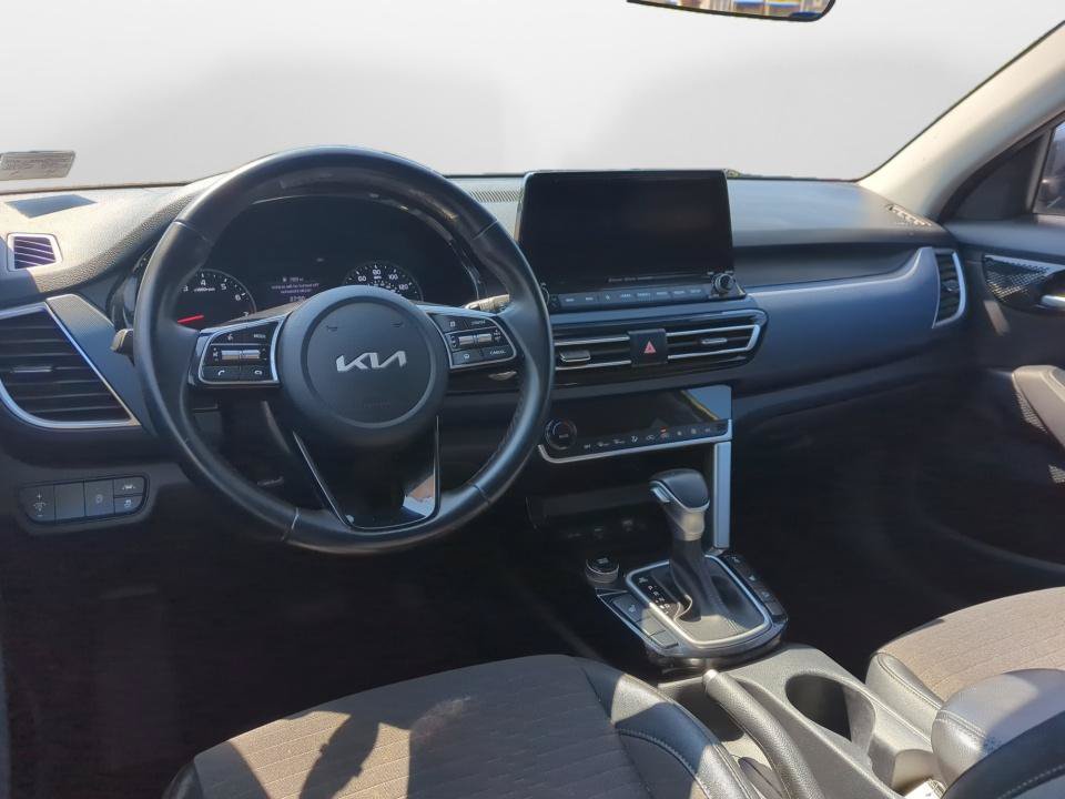 Used 2022 Kia Seltos S AWD/4WD image 14