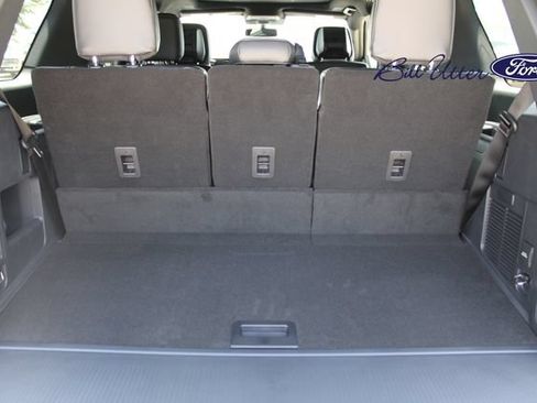 New 2027 Ford Expedition Platinum w/ Stealth Appearance Package RWD image 6
