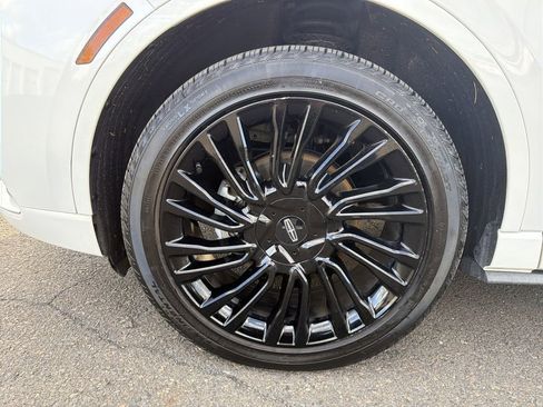 Certified 2021 Lincoln Corsair Reserve image 31