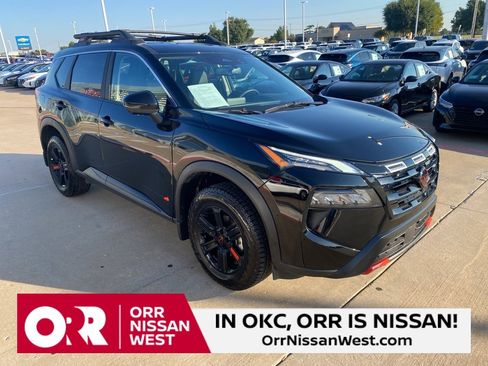 Used 2025 Nissan Rogue Rock Creek w/ Rock Creek Premium Package image 7