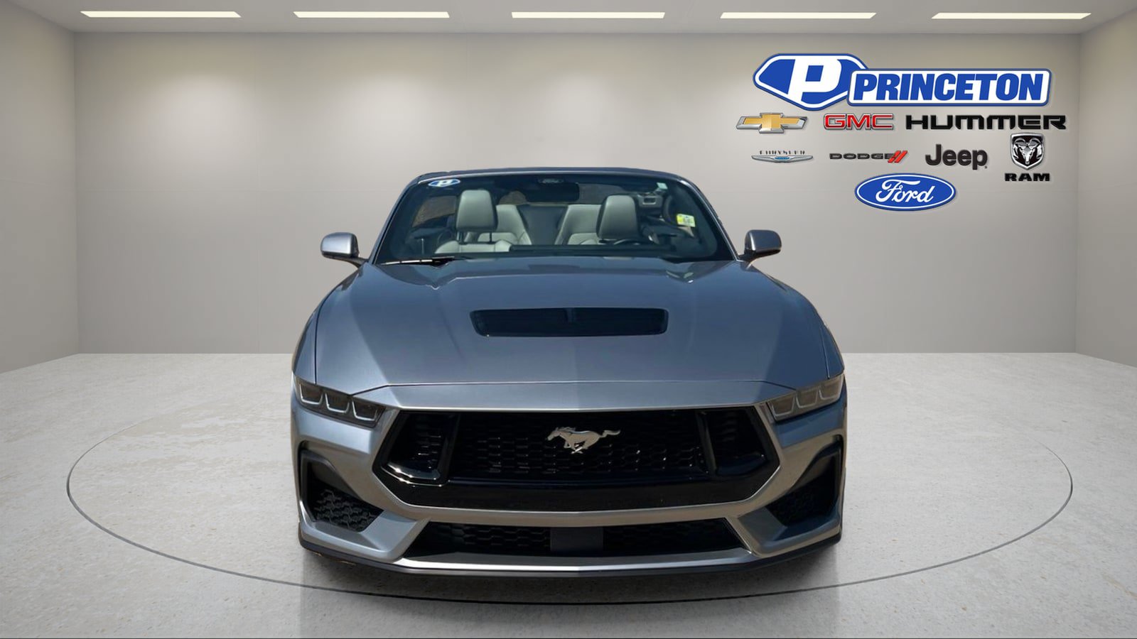 Used 2025 Ford Mustang GT Premium RWD image 3