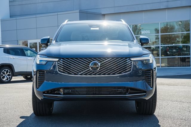 New 2026 Volvo XC90 B6 Plus w/ Protection Package Premier AWD/4WD image 2