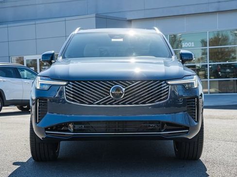 New 2026 Volvo XC90 B6 Plus w/ Protection Package Premier image 2