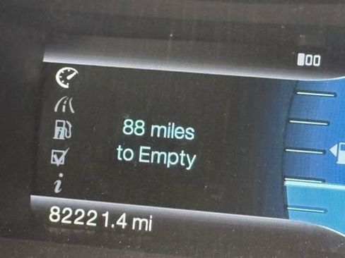 Used 2011 Ford Edge Limited FWD image 12
