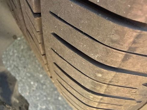 Used 2010 Dodge Challenger R/T w/ Sound Group RWD image 4