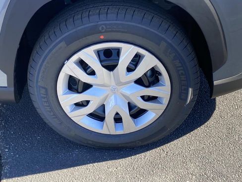 New 2026 Toyota Corolla Cross L image 14