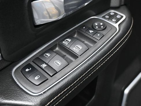 Used 2024 RAM 2500 Laramie w/ Night Edition AWD/4WD image 14
