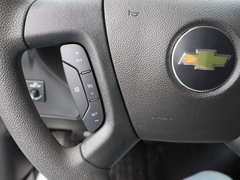 New 2025 Chevrolet Express 2500 w/ Driver Convenience Package image 6