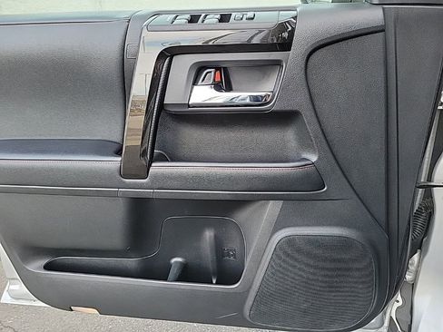 Used 2020 Toyota 4Runner TRD Off-Road Premium image 36