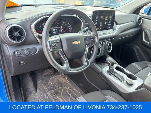 Used 2024 Chevrolet Blazer LT w/ Convenience Package FWD image 7