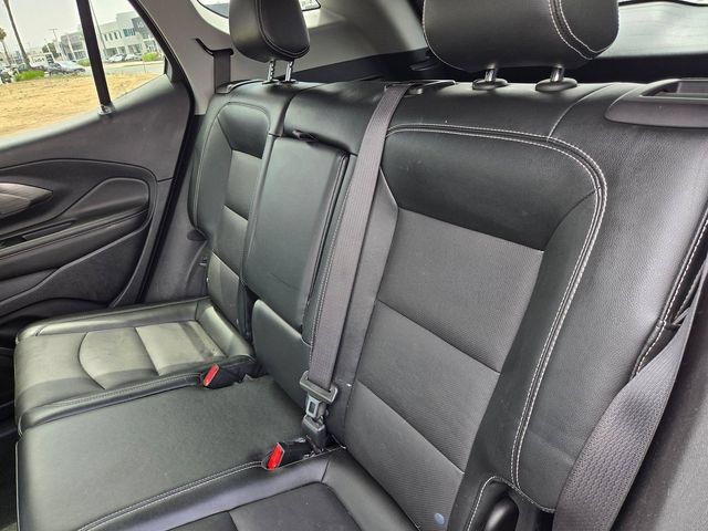 Used 2023 GMC Terrain SLT AWD/4WD image 4
