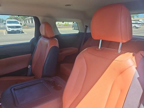 Used 2022 Kia Carnival SX FWD image 12