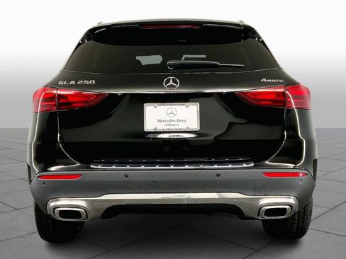 New 2025 Mercedes-Benz GLA 250 4MATIC image 5