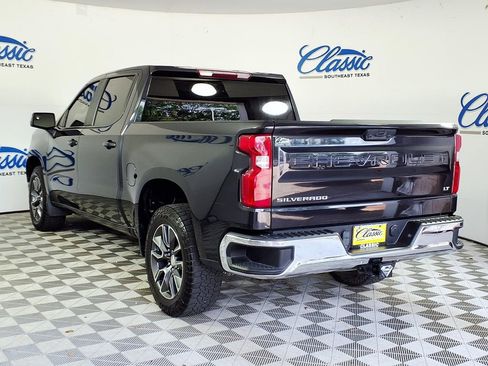 Used 2023 Chevrolet Silverado 1500 LT image 2
