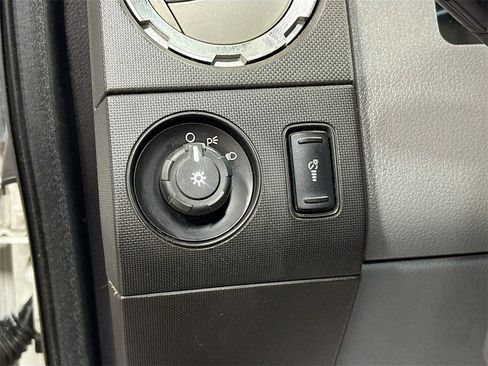 Used 2011 Ford F250 XLT image 11