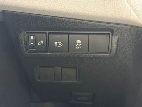 New 2026 Toyota Corolla Cross L image 19