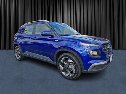Used 2024 Hyundai Venue SEL