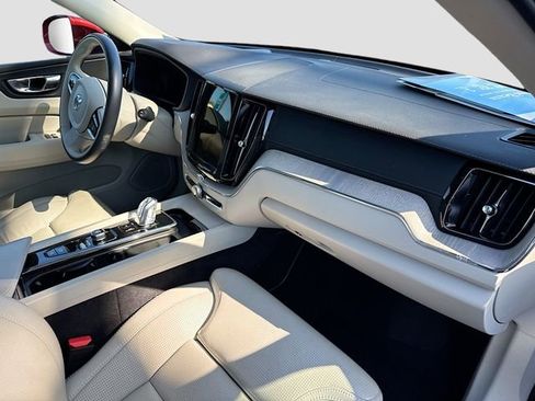 Used 2018 Volvo XC60 T8 Inscription w/ Luxury Seat Package AWD/4WD image 36
