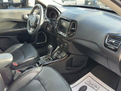 Used 2018 Jeep Compass Limited w/ Navigation Group image 15