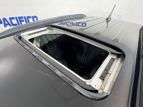 Used 2019 Ford EcoSport SE image 16