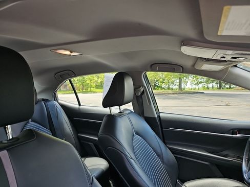 Used 2024 Toyota Camry SE FWD image 13