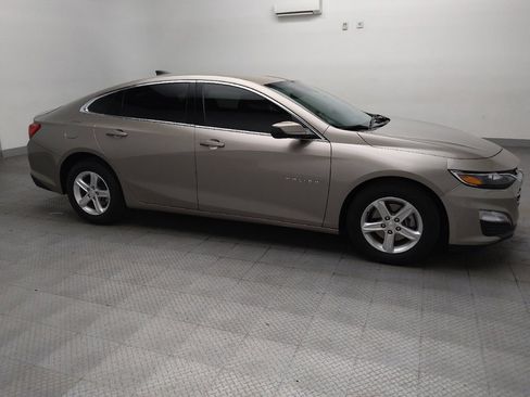 Used 2025 Chevrolet Malibu LS FWD image 11